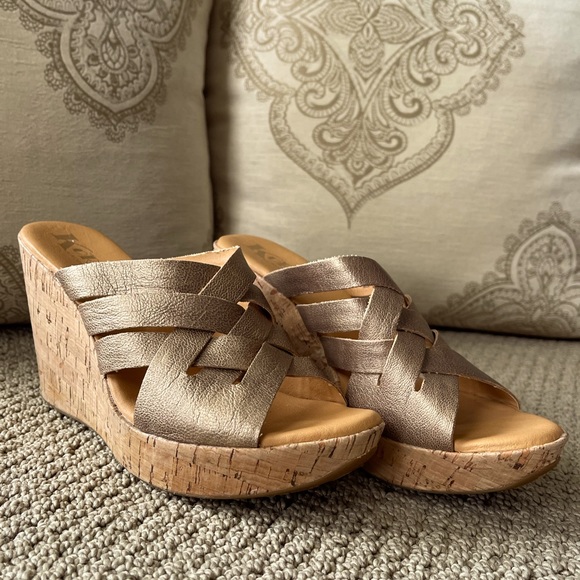 KorkEase Shoes Korks By Korkease Leather Gold Wedge Sandals Poshmark